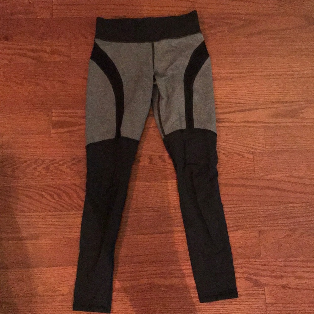 Michi gray and black leggings. Size S.